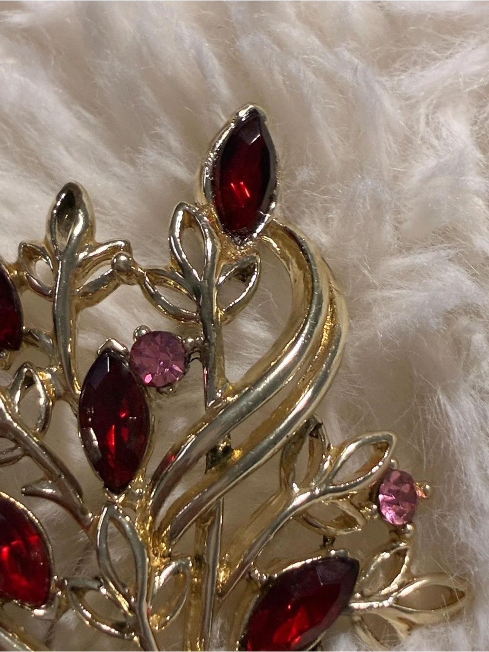 Unknown elegant gold